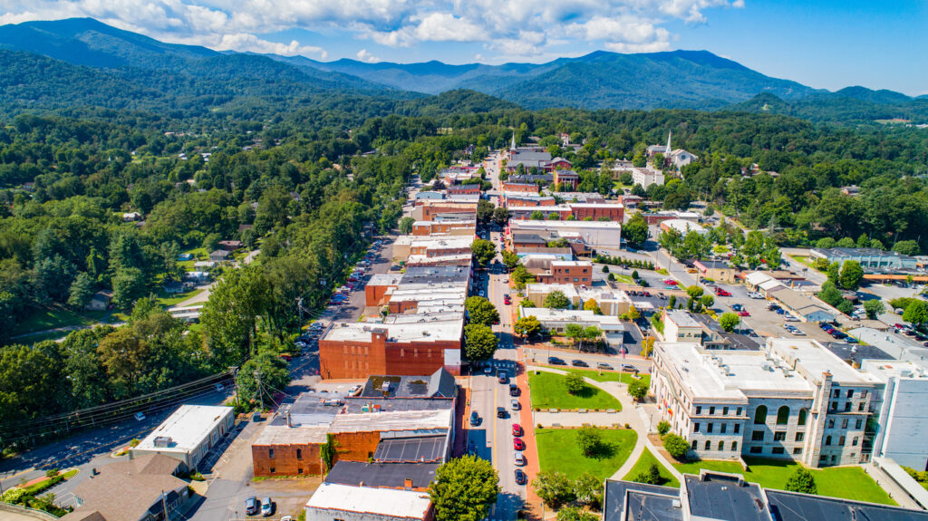 Home Luxury Home Builder Asheville Photo Waynesville NC iStock The Cottages At Richland Creek